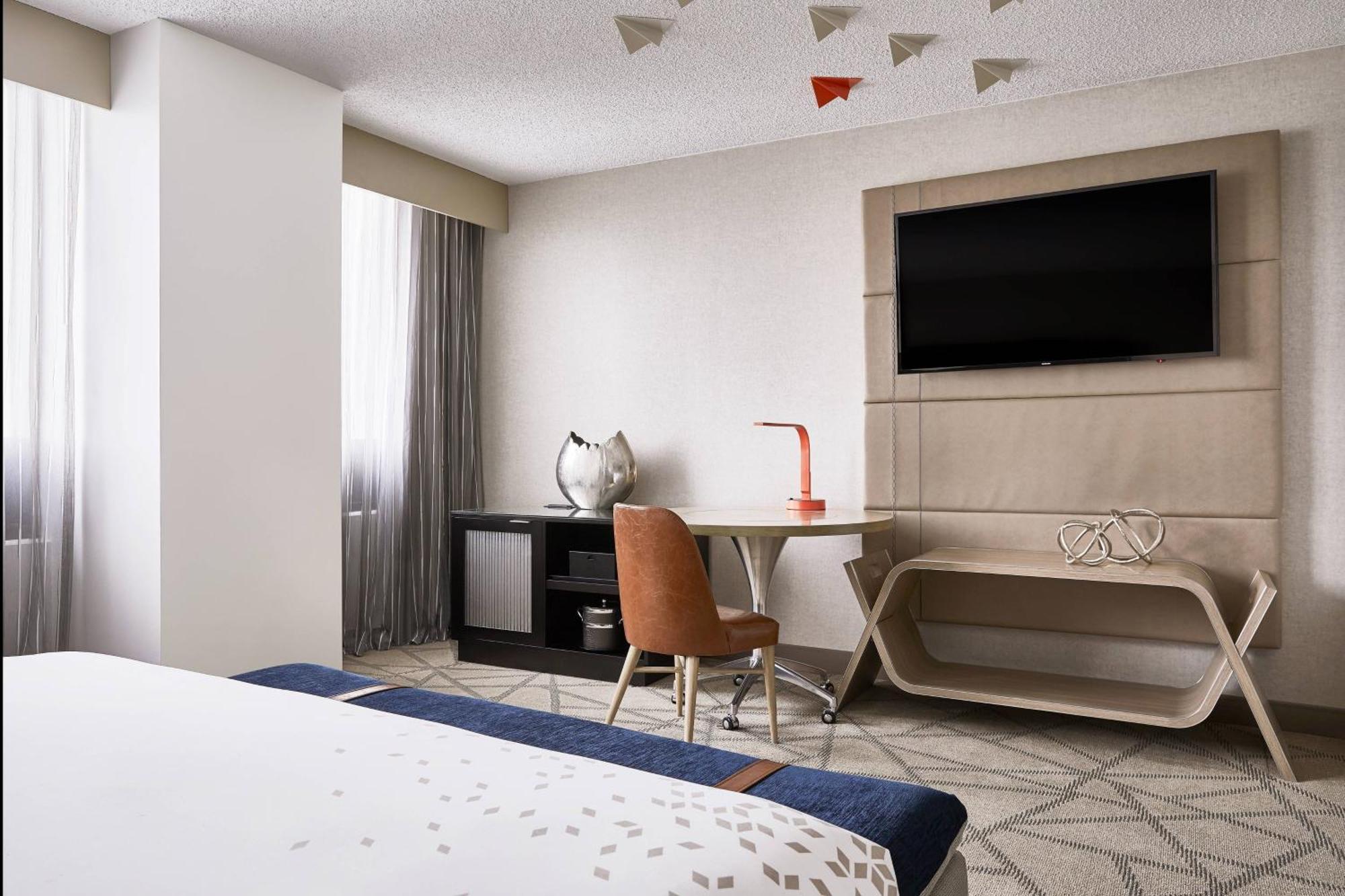 Renaissance Denver Hotel & Conference Center Bagian luar foto